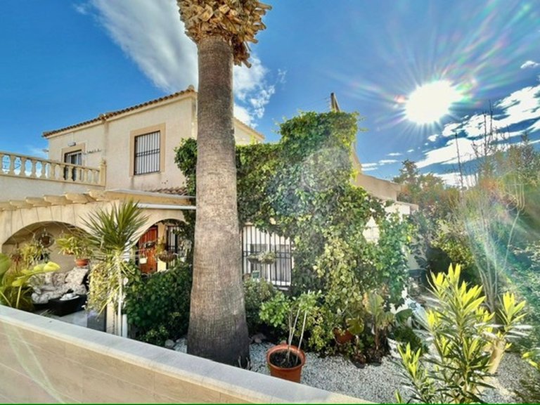 Town House for Sale in Playa Flamenca, Alicante 28