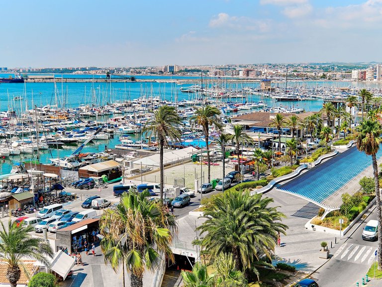 Town House for Sale in Torrevieja, Alicante 38