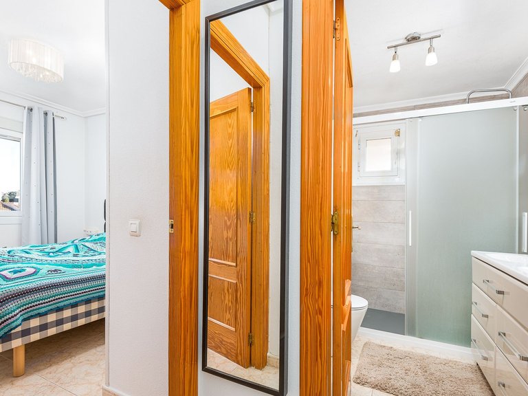 Villa for Sale in Costa Blanca Torrevieja, Alicante 18