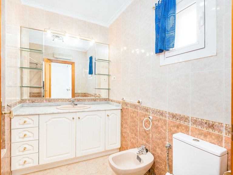 Villa for Sale in Costa Blanca Torrevieja, Alicante 38