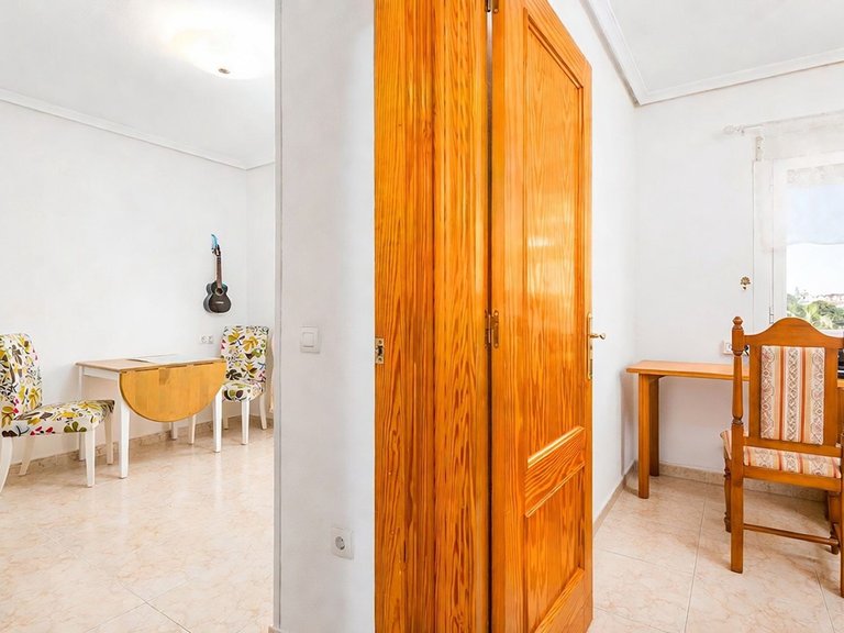 Villa for Sale in Costa Blanca Torrevieja, Alicante 32