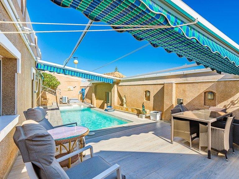 Villa for Sale in Costa Blanca Torrevieja, Alicante 44