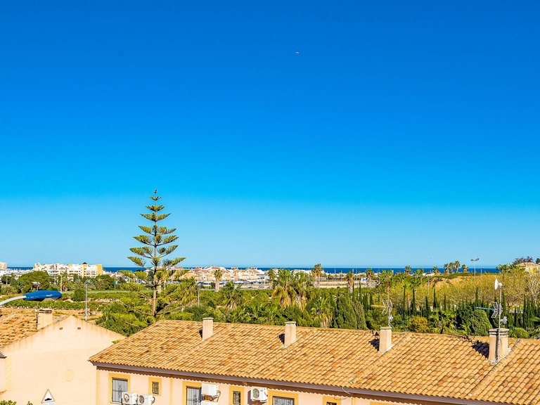 Villa for Sale in Costa Blanca Torrevieja, Alicante 37