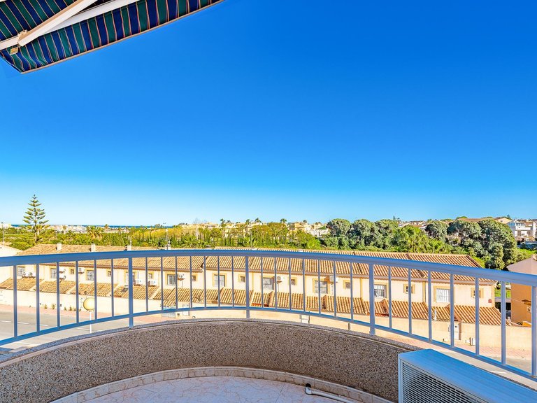 Villa for Sale in Costa Blanca Torrevieja, Alicante 35