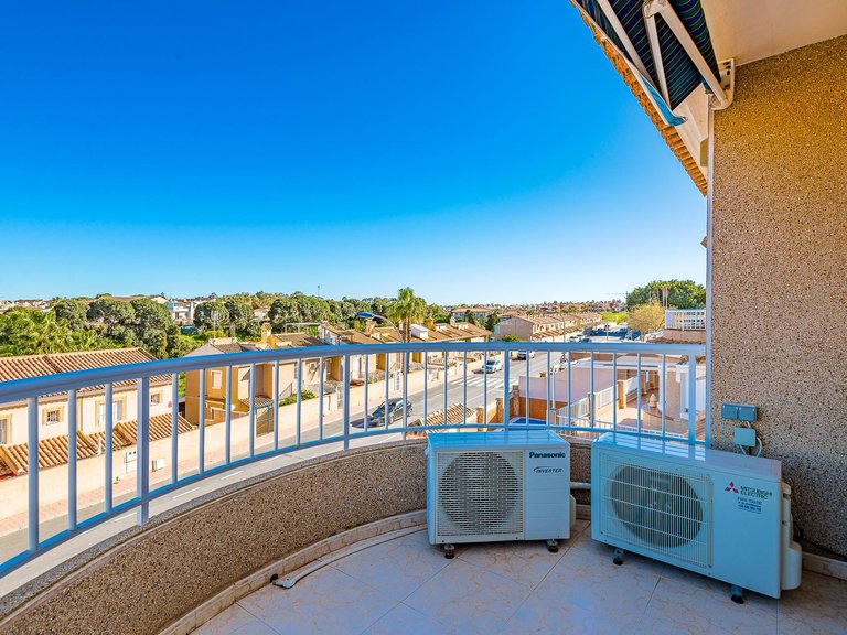 Villa for Sale in Costa Blanca Torrevieja, Alicante 36