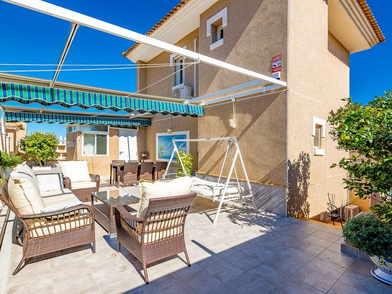 Villa for Sale in Costa Blanca Torrevieja, Alicante 23