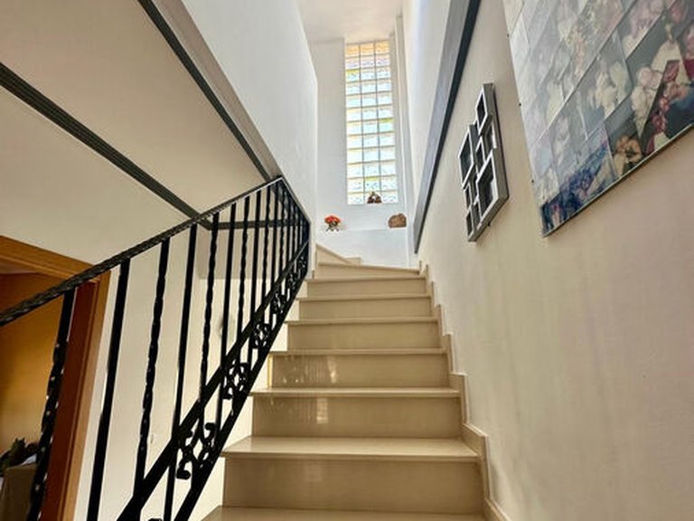 Villa for Sale in Los Montesinos, Alicante, 27