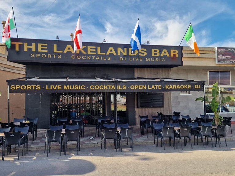 Commercial for Sale in Torrevieja, Alicante, 1