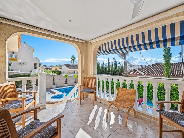 Villa for Sale in Benijofar, Alicante, 11
