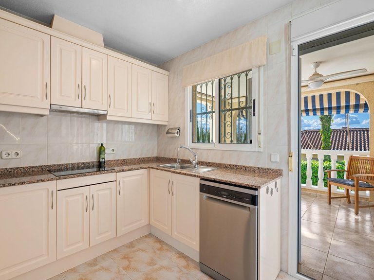 Villa for Sale in Benijofar, Alicante, 19