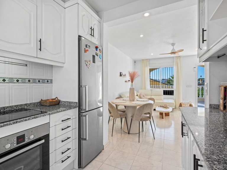 Town House for Sale in Benijofar, Alicante, 26