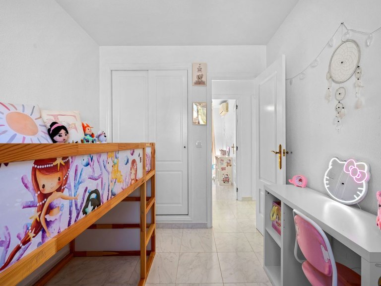 Town House for Sale in Benijofar, Alicante, 30