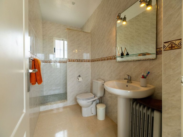 Villa for Sale in Rojales, Alicante, 22