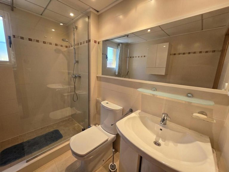 Villa for Sale in Rojales, Alicante, 18