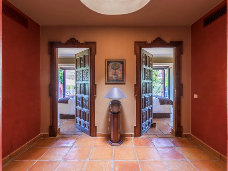 SPECTACULAR VILLA, EXCEPTIONAL QUALITY 17