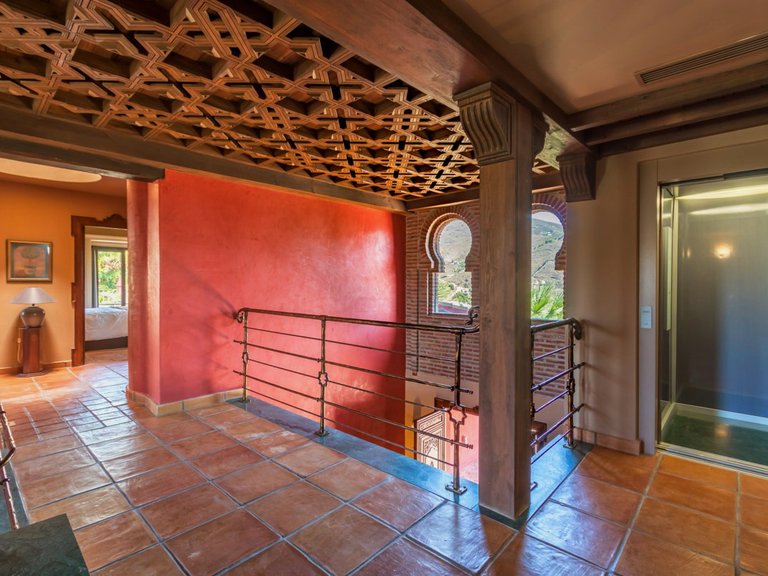 SPECTACULAR VILLA, EXCEPTIONAL QUALITY 18