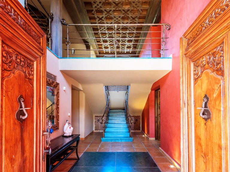 SPECTACULAR VILLA, EXCEPTIONAL QUALITY 34