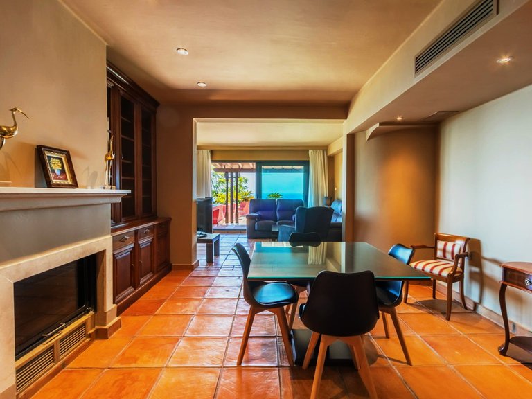 SPECTACULAR VILLA, EXCEPTIONAL QUALITY 37