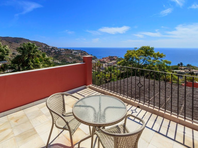 SPECTACULAR VILLA, EXCEPTIONAL QUALITY 7