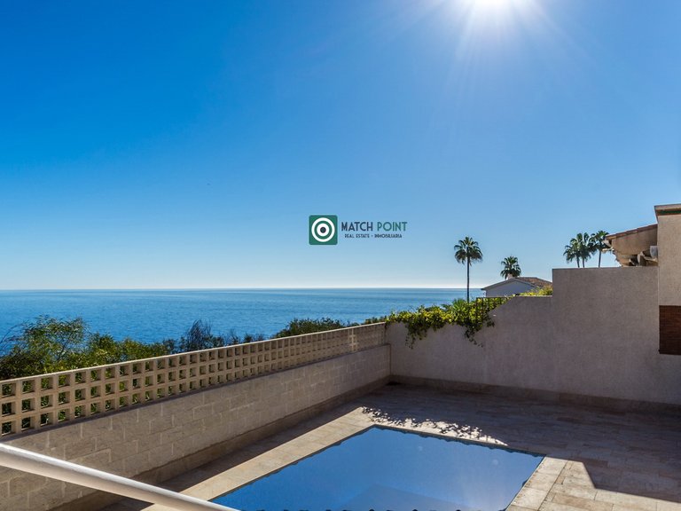 DETACHED VILLA IN THE MARINA 1