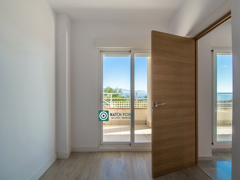 DETACHED VILLA IN THE MARINA 15