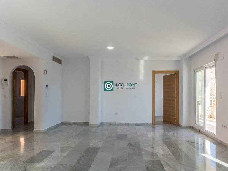 DETACHED VILLA IN THE MARINA 18