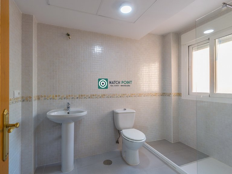 DETACHED VILLA IN THE MARINA 29