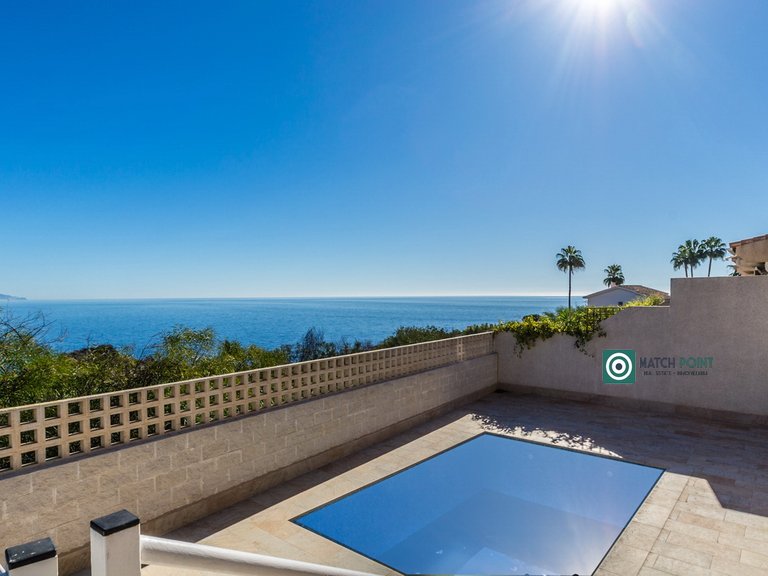 DETACHED VILLA IN THE MARINA 4