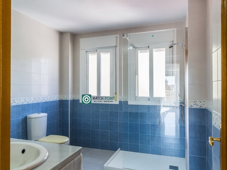 DETACHED VILLA IN THE MARINA 43