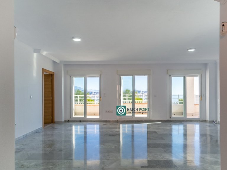 DETACHED VILLA IN THE MARINA 13