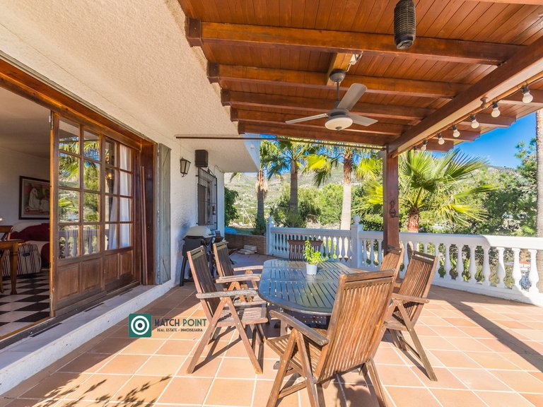 SPECTACULAR ESTATE 20