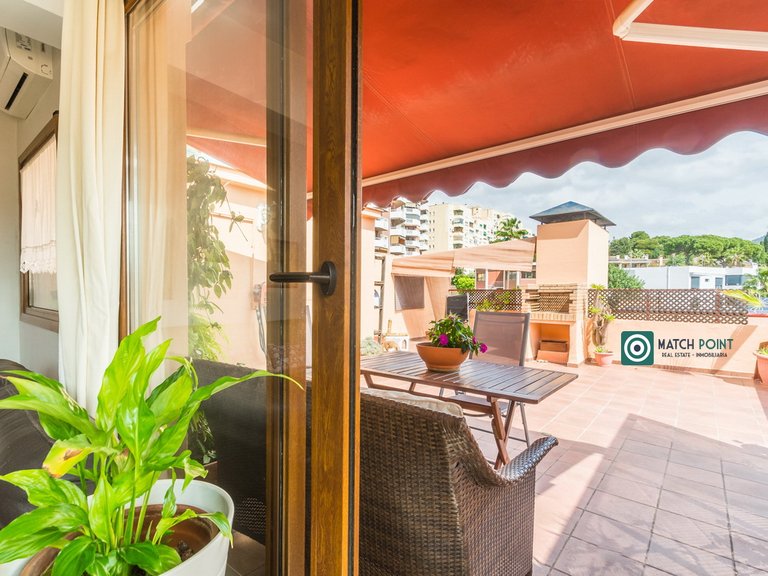 BEAUTIFUL PENTHOUSE IN EL LIMONAR 9
