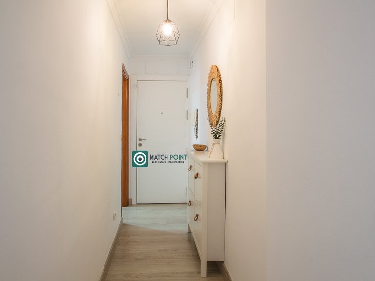 RIGHT IN THE CITY CENTER, READY TO MOVE IN 17