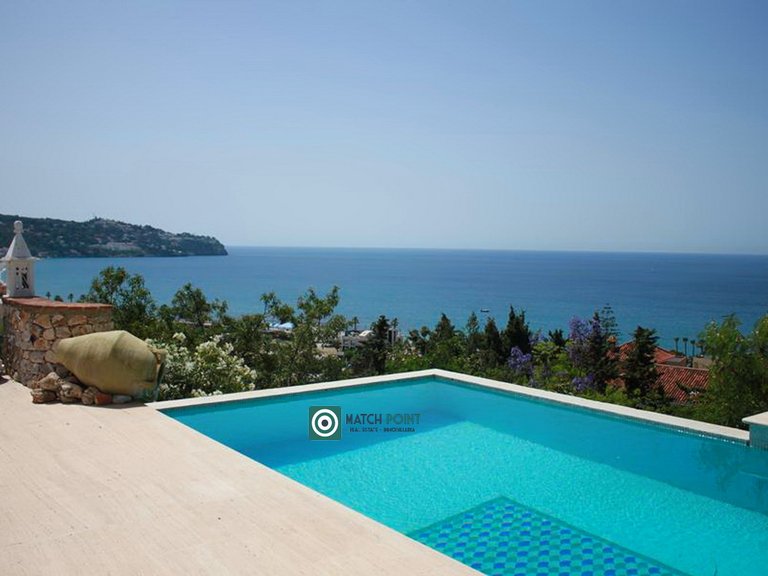 SPECTACULAR VIEWS 2