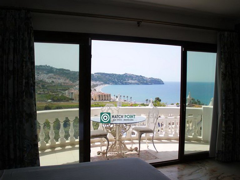 SPECTACULAR VIEWS 14