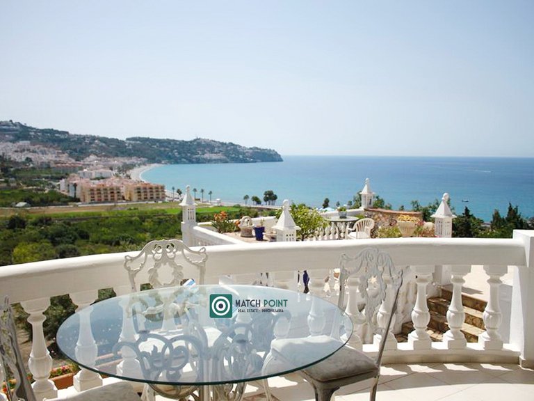 SPECTACULAR VIEWS 15