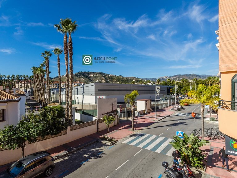 RIGHT ON THE HEART OF THE TOWN; APARTMENT WITH GARAGE INCLUDED 3