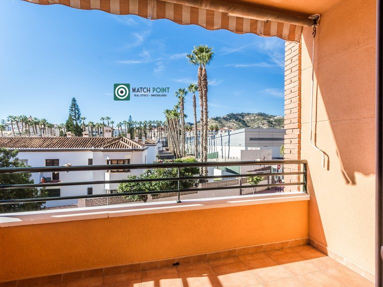 RIGHT ON THE HEART OF THE TOWN; APARTMENT WITH GARAGE INCLUDED 5