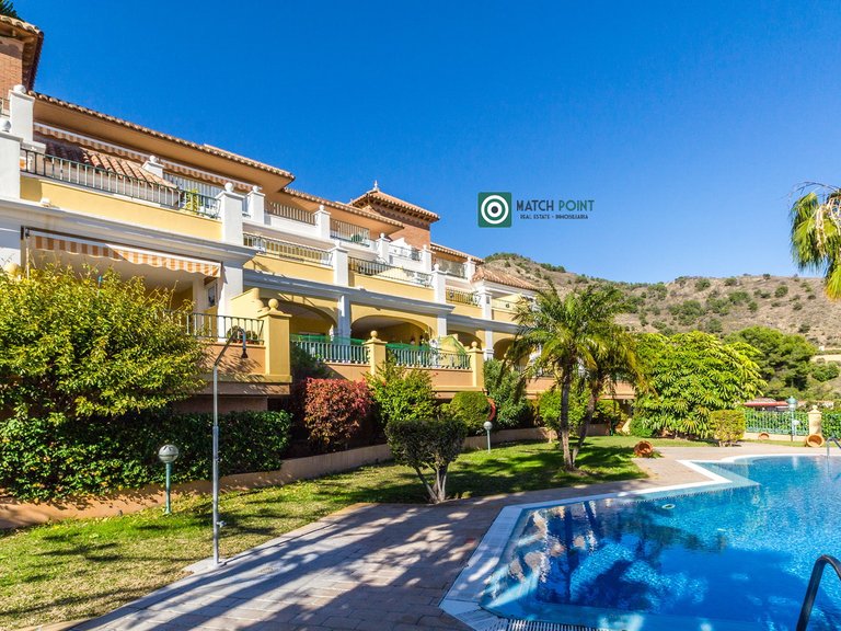 BEAUTIFUL APARTMENT IN URBANIZATION WITH POOL 5 MINUTES FROM EVERYTHING 44