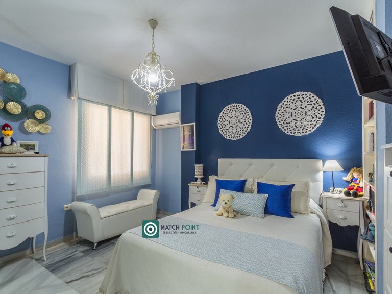 MAGNIFICENT ALL IN ONE FLOOR HOUSE 27