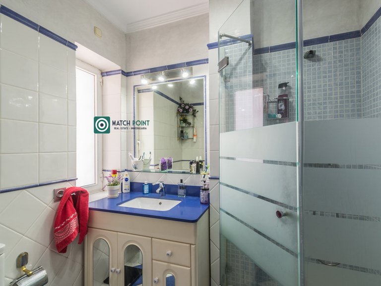 MAGNIFICENT ALL IN ONE FLOOR HOUSE 29