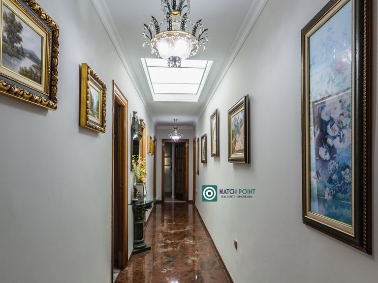 MAGNIFICENT ALL IN ONE FLOOR HOUSE 30