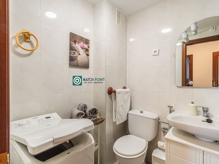 SEAFRONT APARTMENT IN A RESIDENTIAL AREA 25