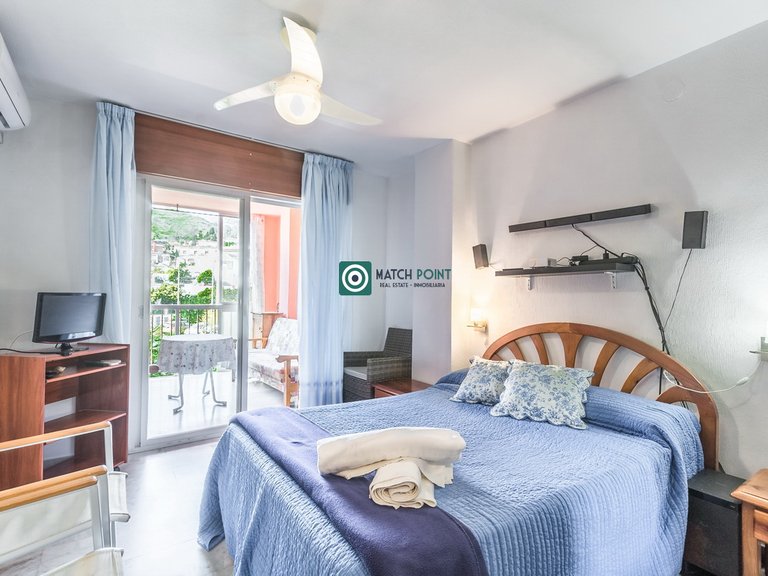 SEAFRONT APARTMENT IN A RESIDENTIAL AREA 27