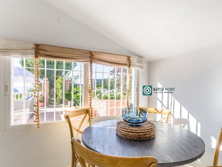 SPECTACULAR VILLA IN LA HERRADURA 25