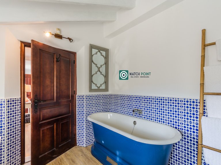 SPECTACULAR VILLA IN LA HERRADURA 47