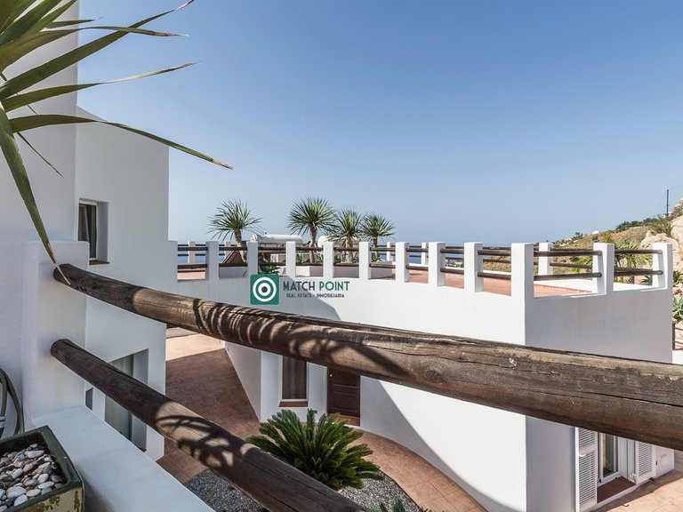 COSTA TROPICAL´S OASIS 24