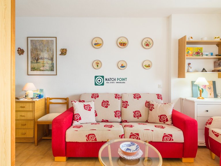 BEAUTIFUL SEAFRONT APARTMENT 14