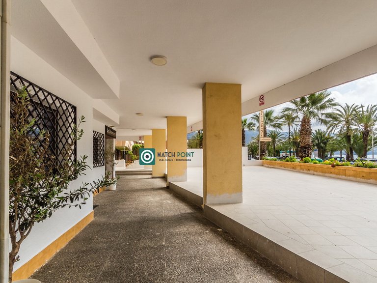 BEAUTIFUL SEAFRONT APARTMENT 30