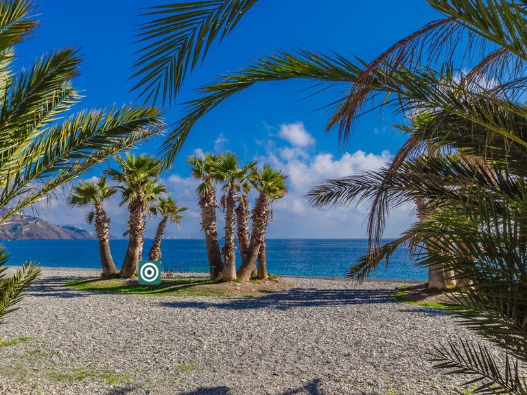 BEAUTIFUL SEAFRONT APARTMENT 47